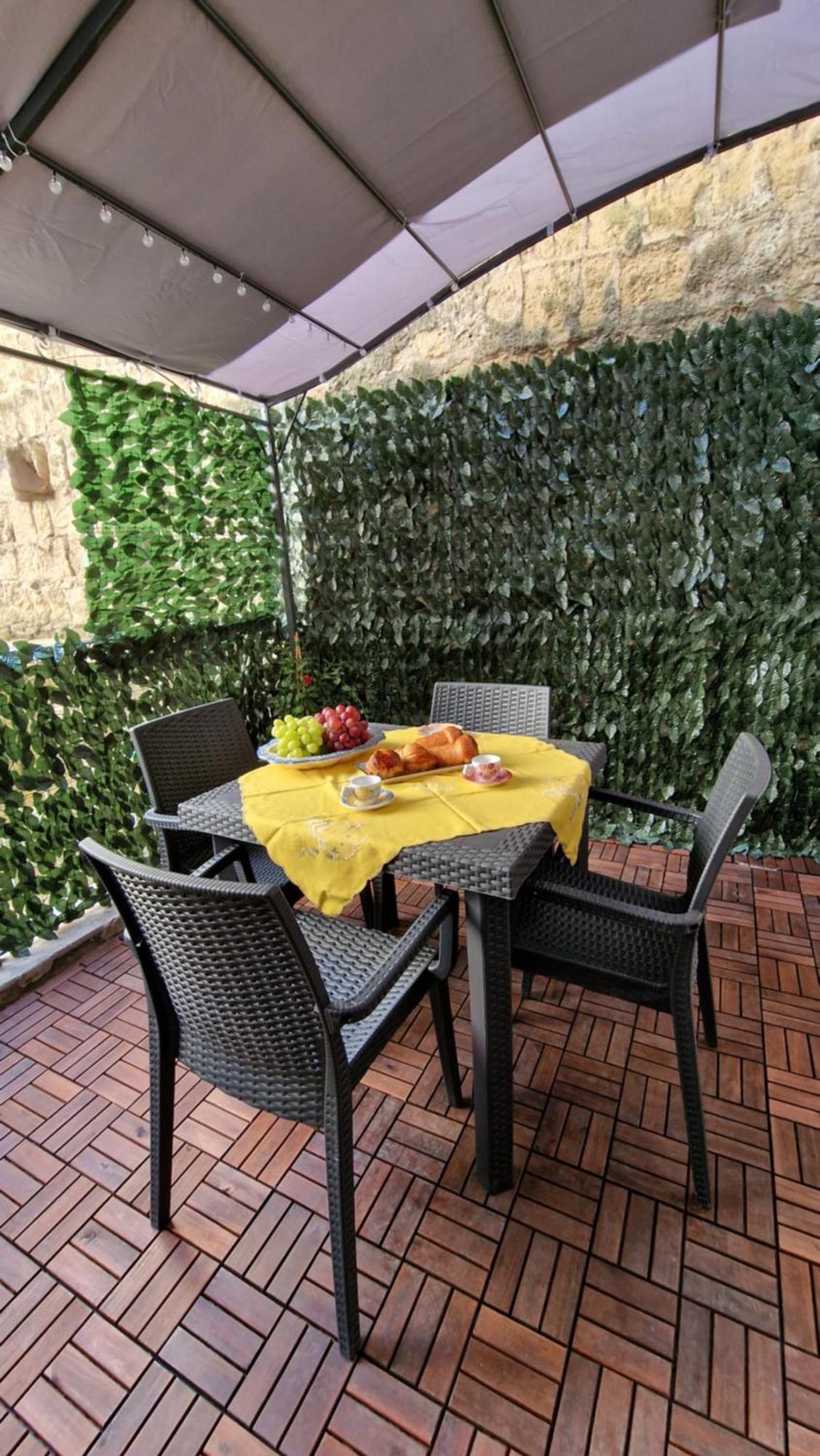 Nicoletta Vomero Apartment *